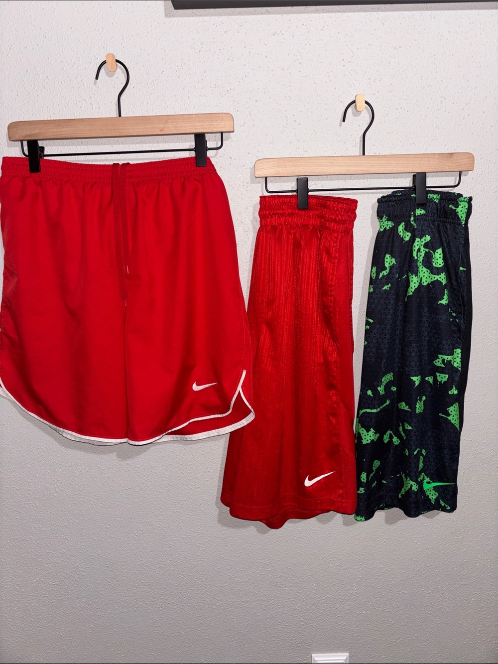 Nike - Men’s Athletic Shorts bundle (Size Medium)